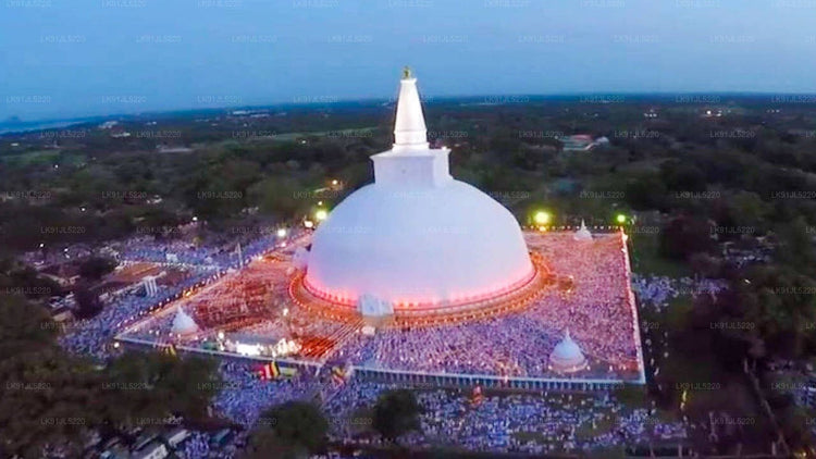 Scenic flight to Anuradhapura