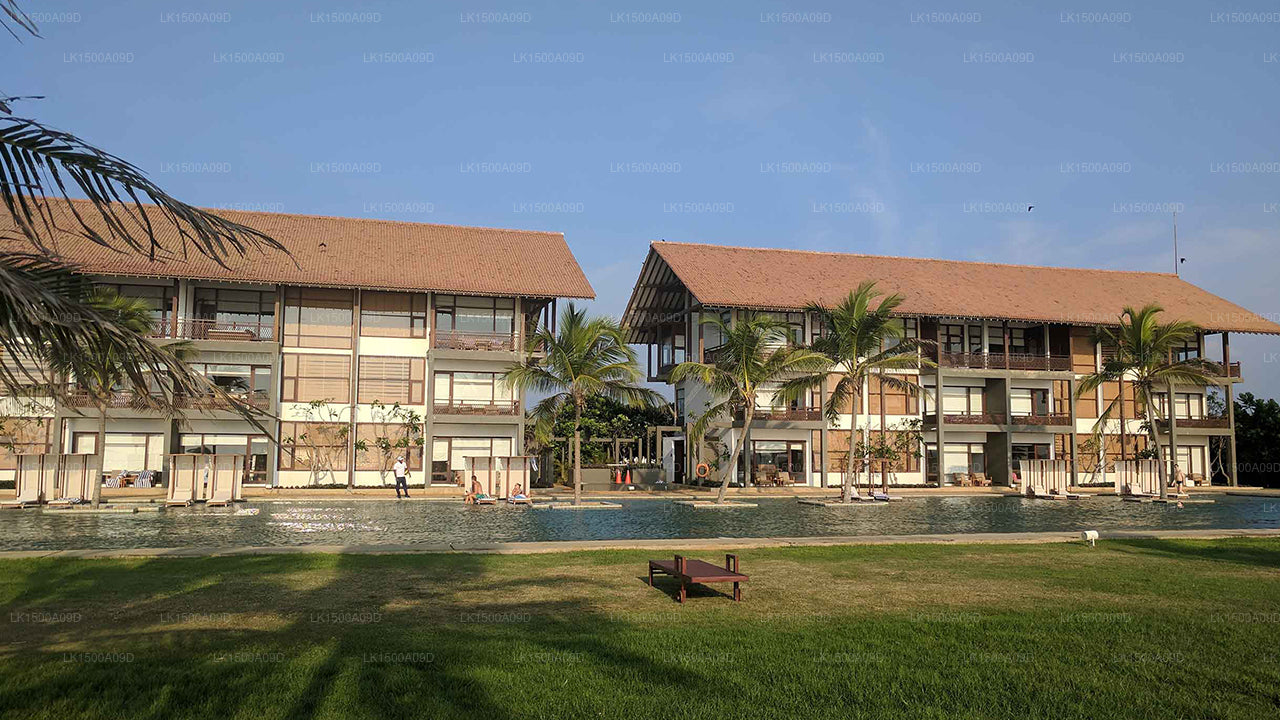Курортный спа-отель Anantaya, Чилау