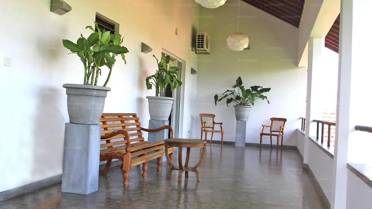 The Lagoon Villa, Negombo