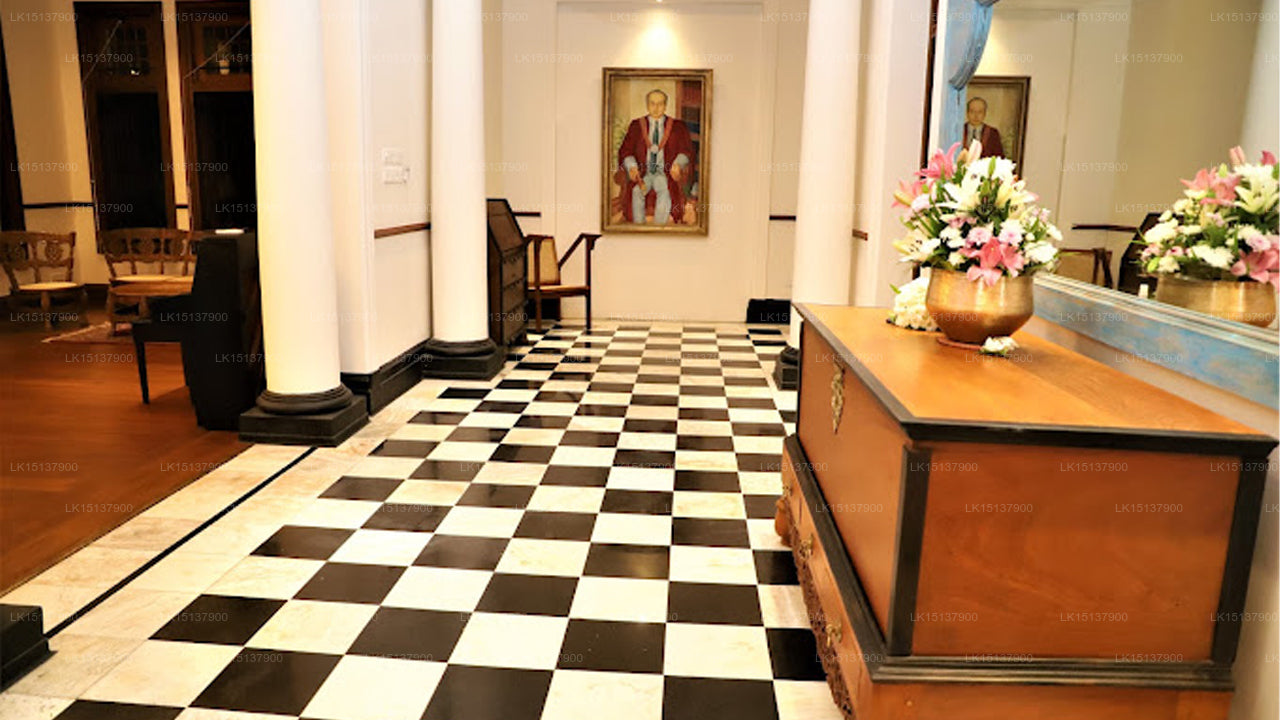 The Manor, Colombo