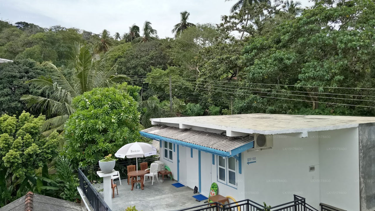 The Blue Eyes Inn, Unawatuna