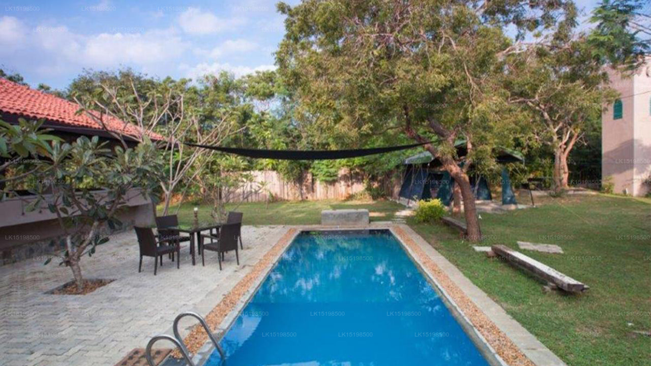 Yala Villa, Kirinda