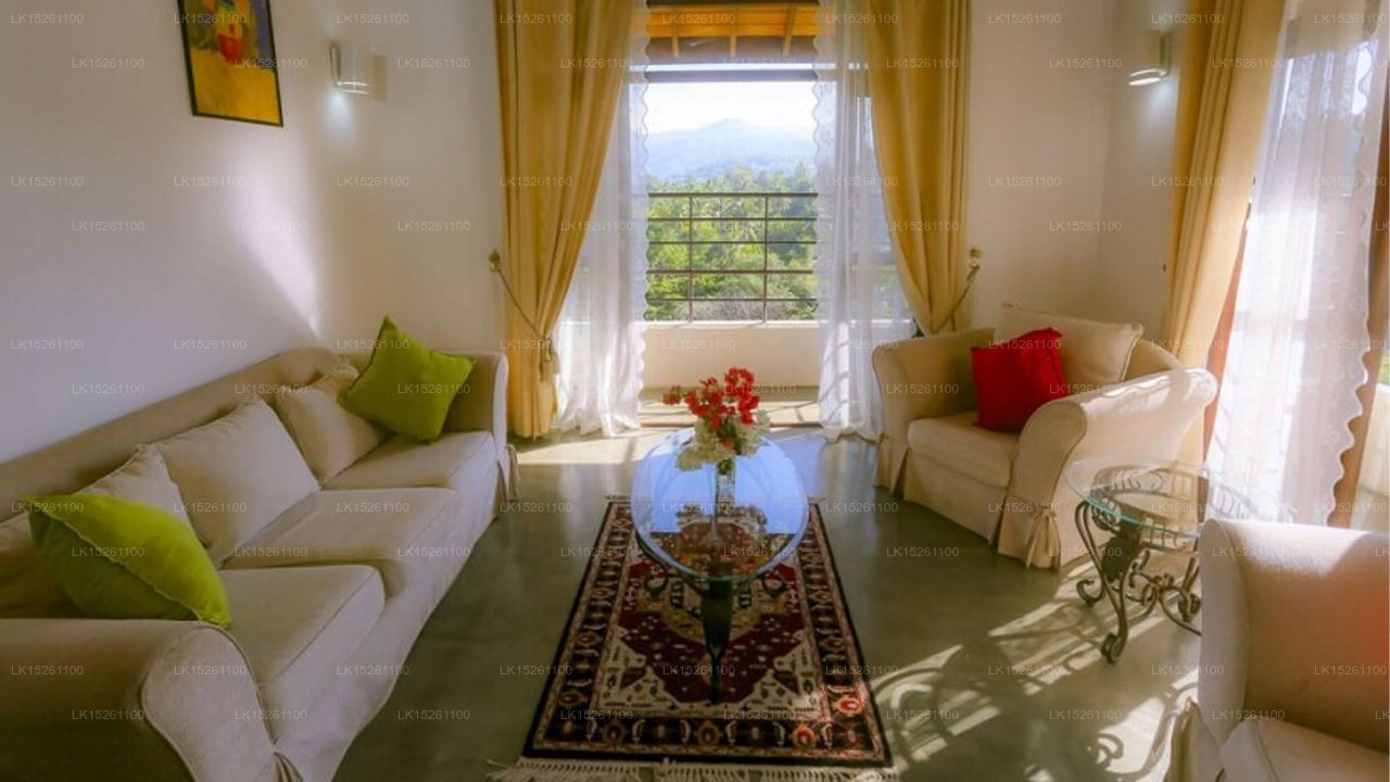 VillaSukum, Kandy