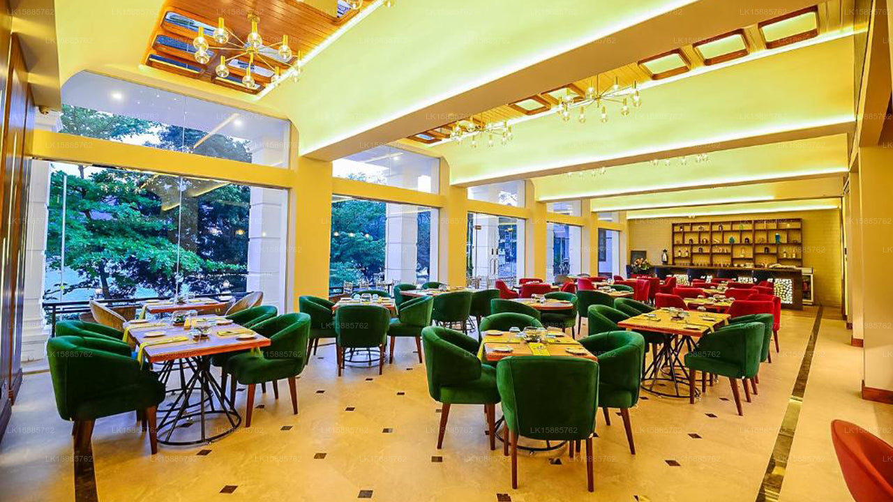 Devon Rest, Kandy