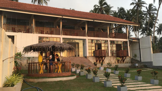 The Cosy Beach, Marawila