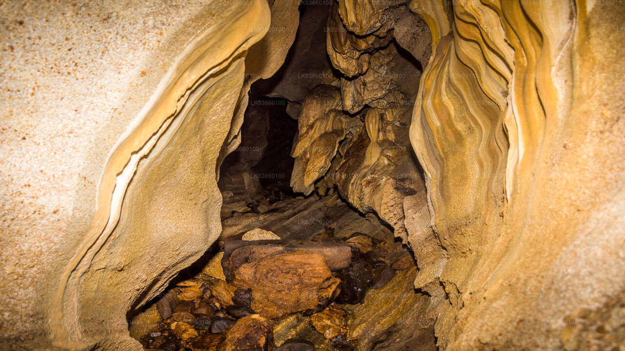 Исследуйте пещеру Паннила с горы Лавиния